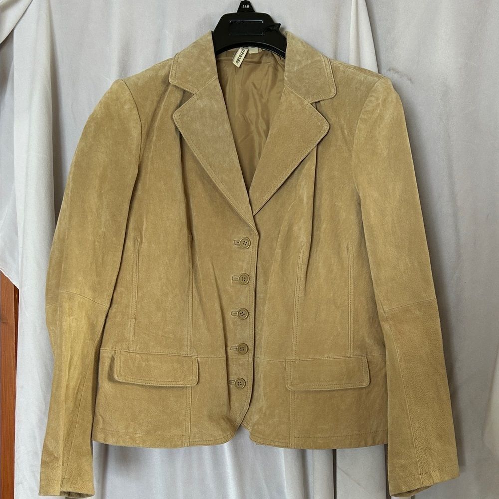 St. John's Bay Light Brown Women's 100% leather Blazer size XL. CJ